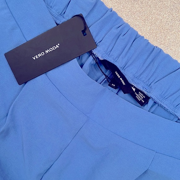 Vero Moda summer flowy crop pant size XS in granada sky - Picture 3 of 5